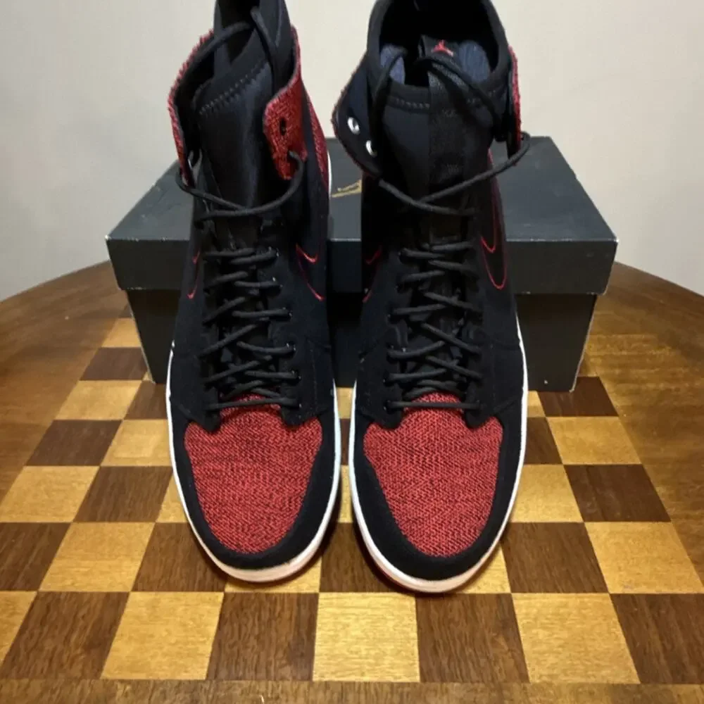 Size 15 Jordan Air Jordan 1 Ultra High Banned Black Red White 844700-001